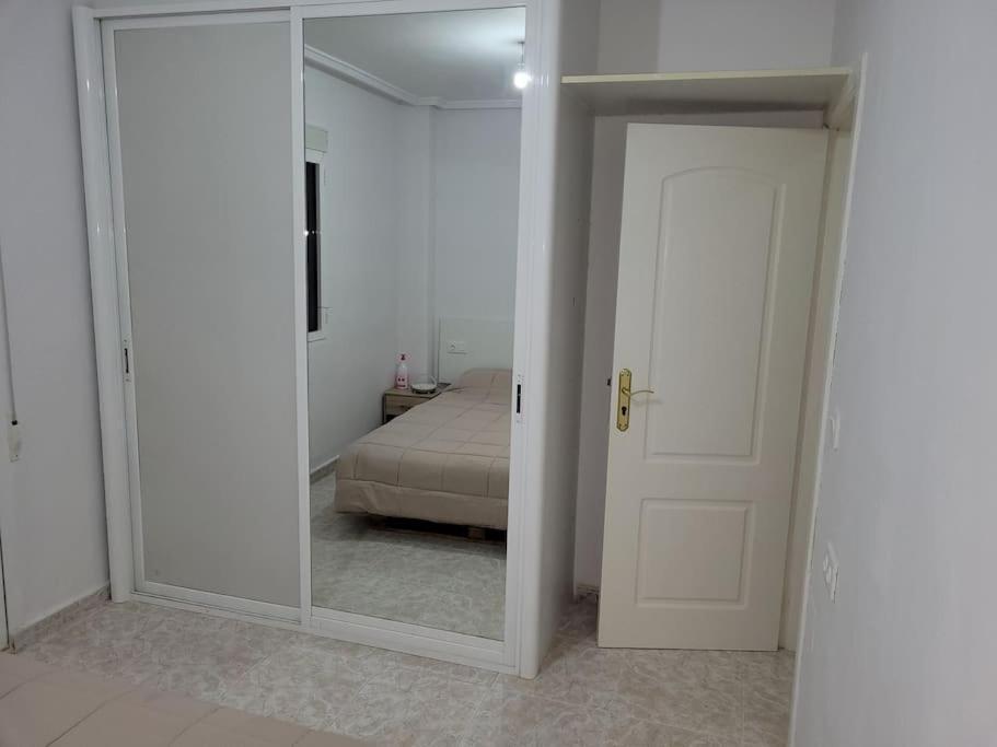 Apartamento Bajo Con Terraza Y Piscina Torrevieja Extérieur photo