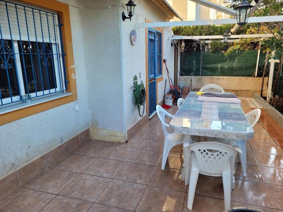 Apartamento Bajo Con Terraza Y Piscina Torrevieja Extérieur photo