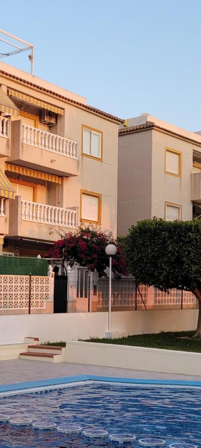 Apartamento Bajo Con Terraza Y Piscina Torrevieja Extérieur photo