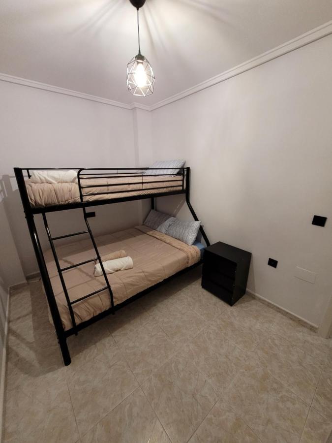 Apartamento Bajo Con Terraza Y Piscina Torrevieja Extérieur photo